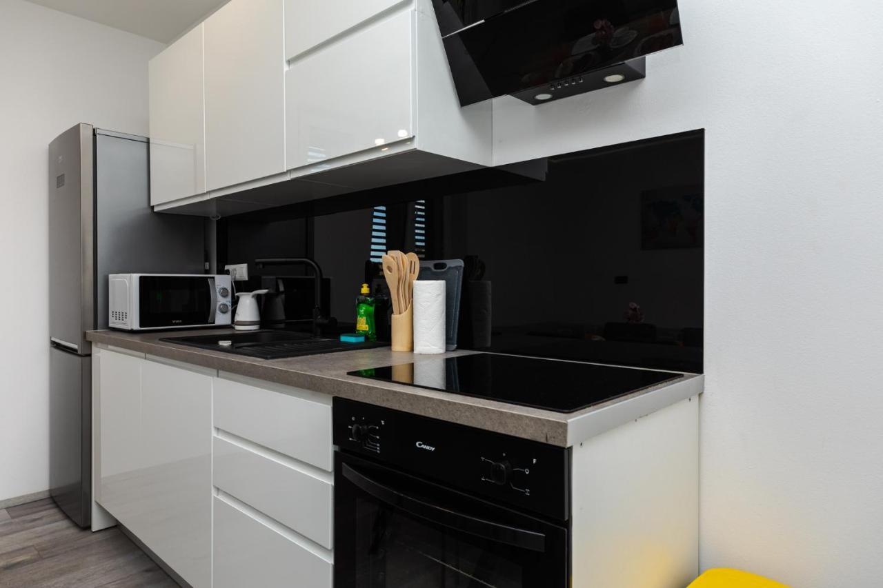 Apartment Viko Split Buitenkant foto